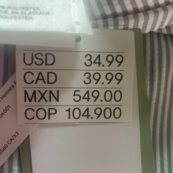 H&M Women’s one piece bathing suit. Size XL - Picture 5 of 5